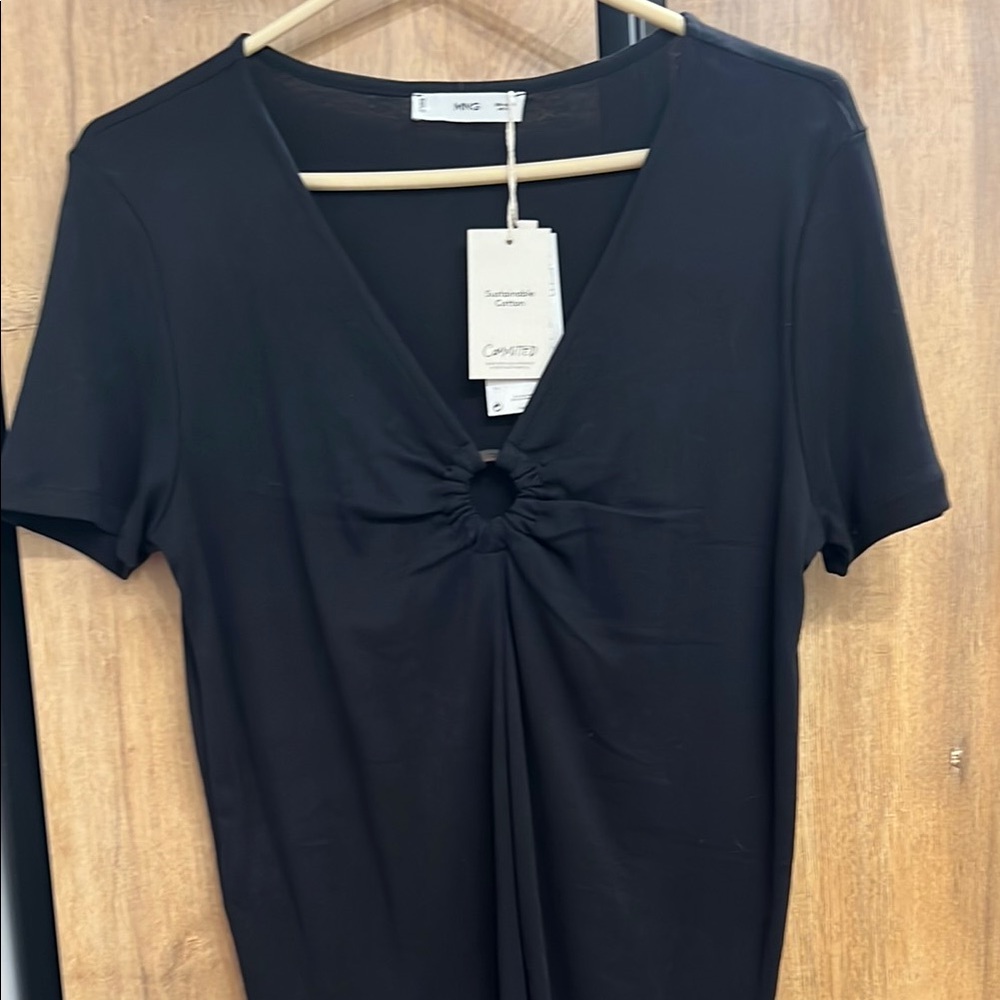 Black Short Sleeve Top